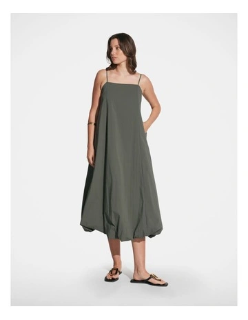 Eliza Bubble Maxi Dress in Green