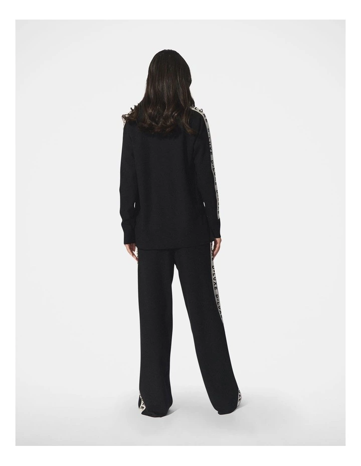D-Luxe Logo Panel Knit Jumper in Black image 2