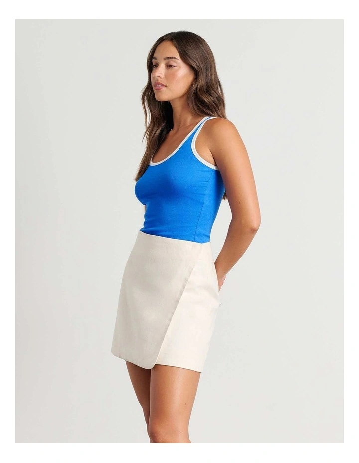 Kate Contrast Scoop Tank in Blue image 4