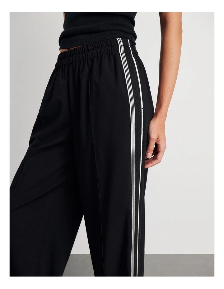 Gia Pull On Pant in Black image 5