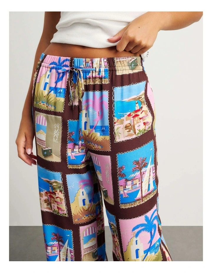 Panorama Relaxed Pant in Red image 6