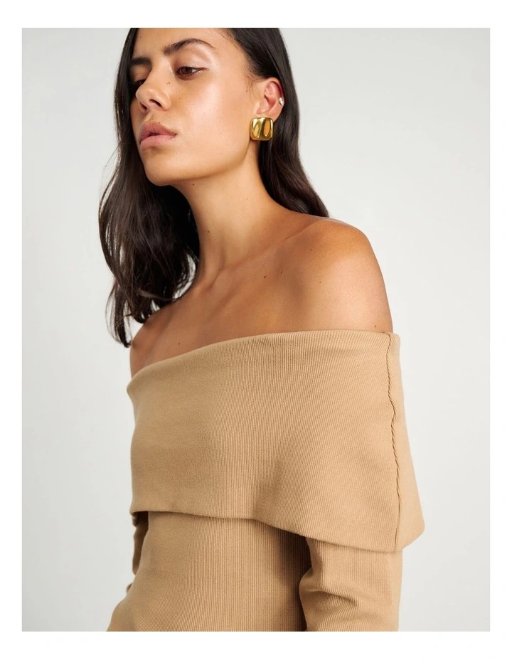 Harlowe Off Shoulder Top in Coffee image 6