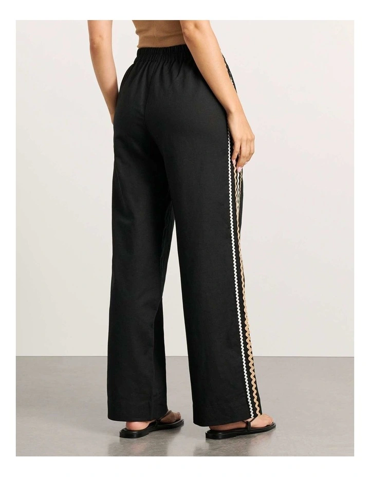 Liv Wide Leg Pant in Black image 5