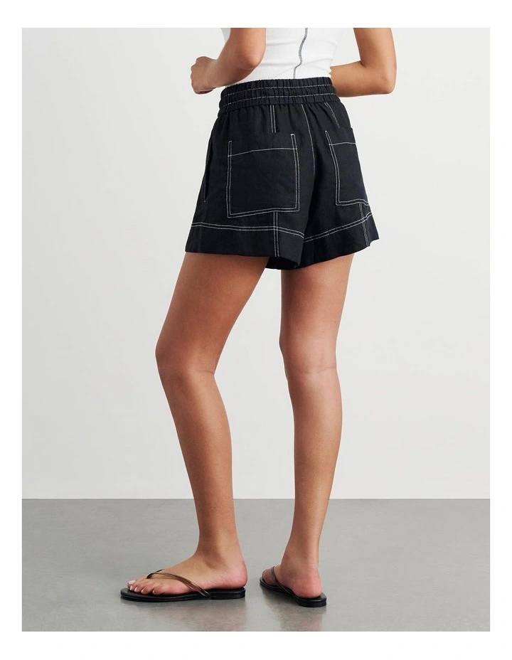 Gigi Linen Pull On Shorts in Black image 2