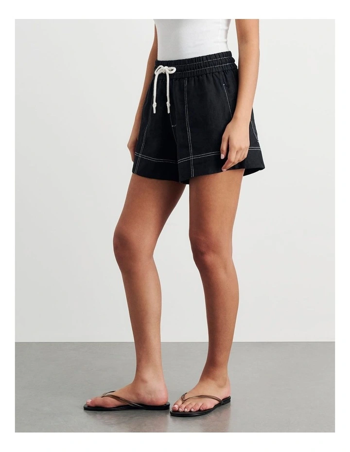 Gigi Linen Pull On Shorts in Black image 3