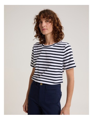 Navy/White colour