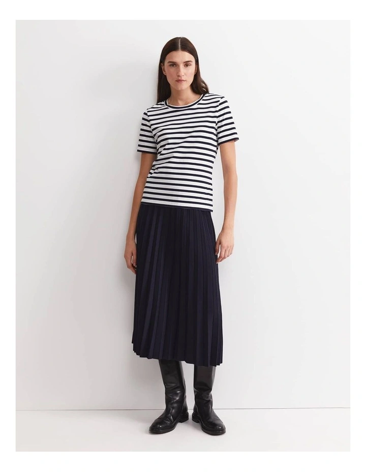 Perfect Tee image 3
