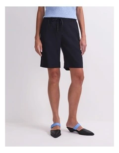 Rosa Linen Short in Classic Navy