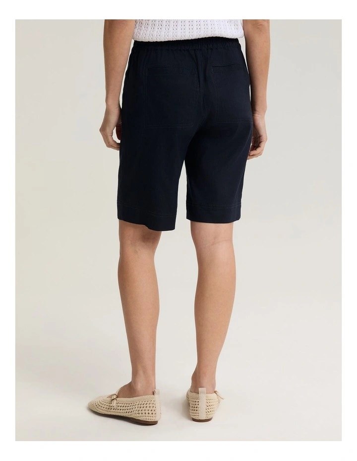 Rosa Linen Short in Classic Navy image 2