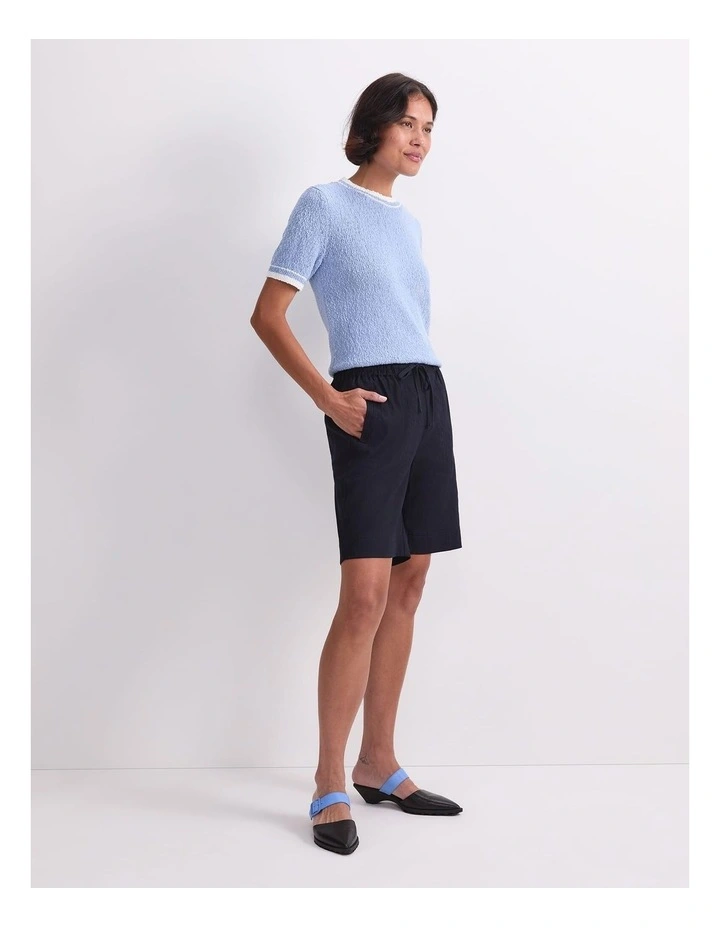 Rosa Linen Short in Classic Navy image 3