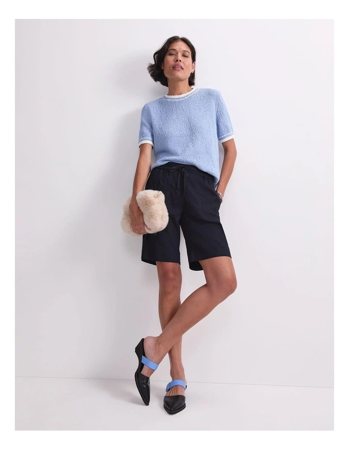 Rosa Linen Short in Classic Navy image 5