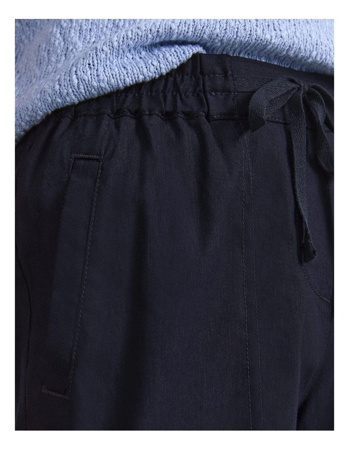 Rosa Linen Short in Classic Navy image 7