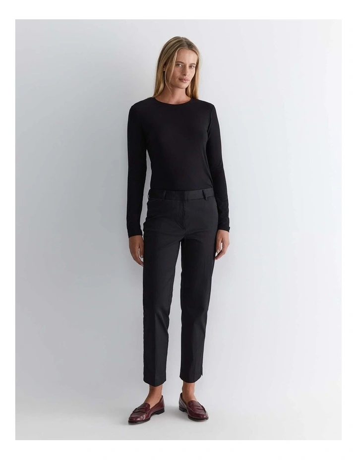 Evie Straight Capri Pant in Black image 3