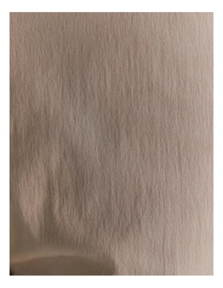 Evie Straight Capri Pant in Cappuccino image 5