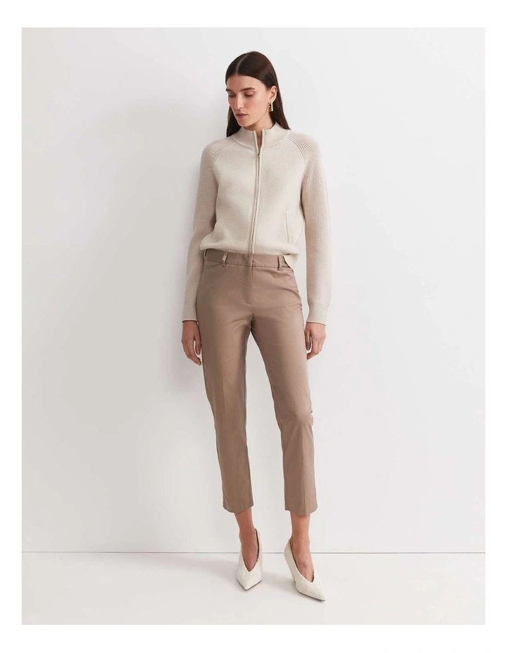Evie Capri Pant in Cappuccino image 4