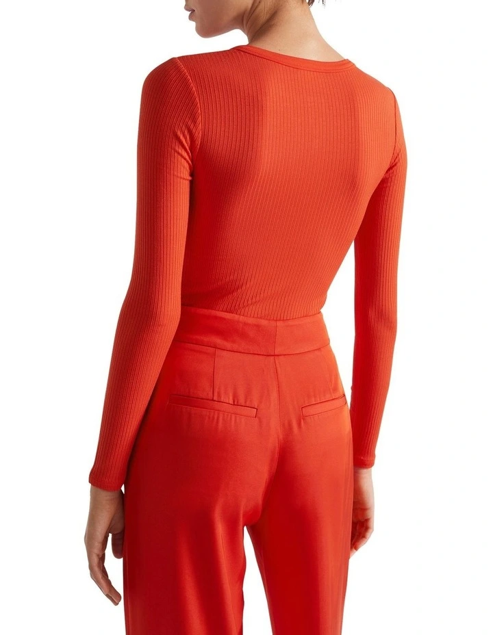 Core Rib Henley Top In Chilli image 4
