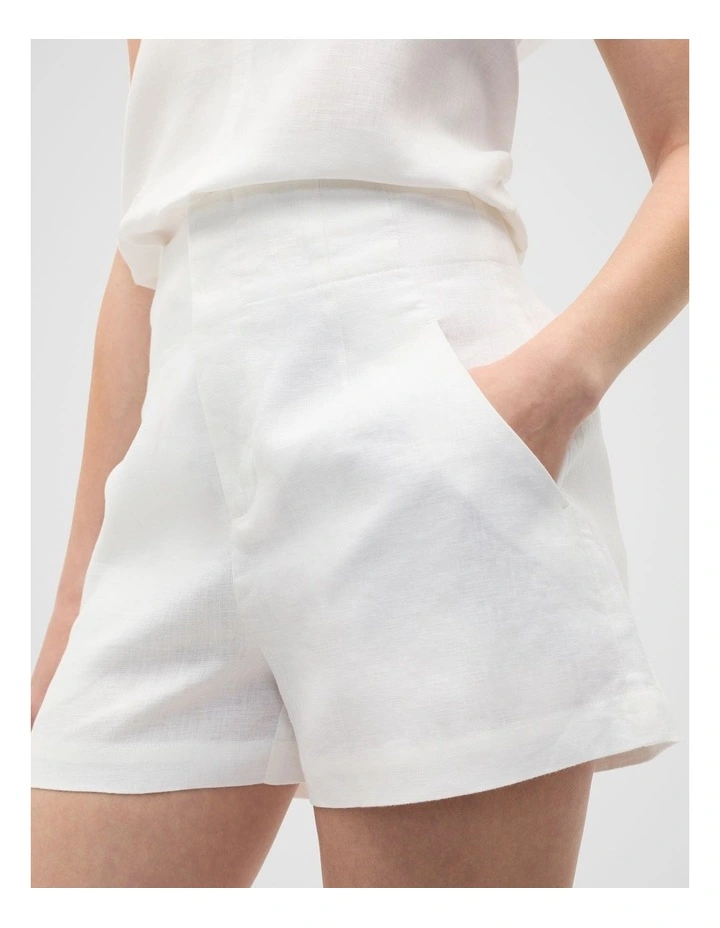 Core Linen Waisted Short in Whisper White image 3