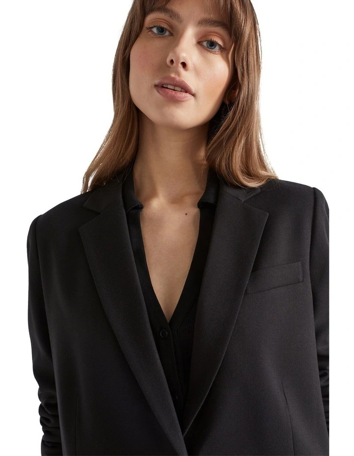 Relaxed Boyfriend Blazer in Black image 2