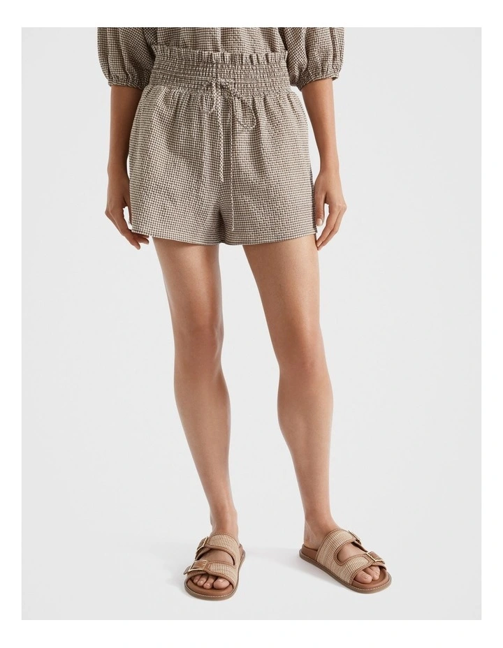 Textured Gingham Short in Cappuccino image 1