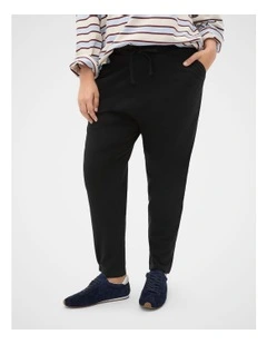 Core Jersey Trackpant in Black