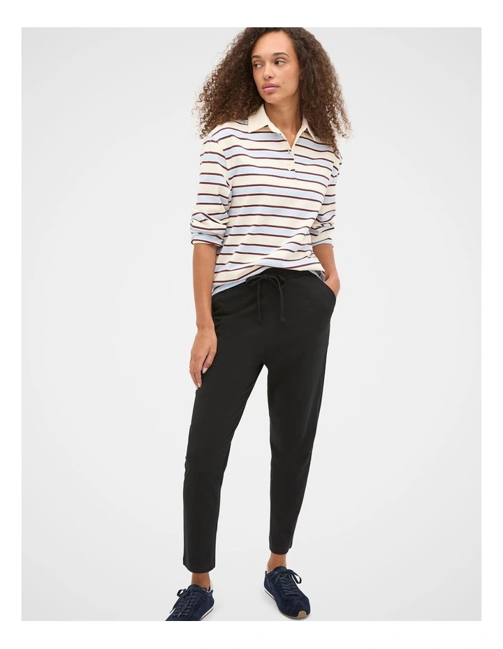 Core Jersey Trackpant in Black image 7