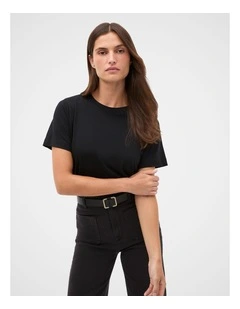 Core Neat Tee in Black