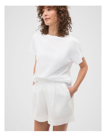 Whisper White colour