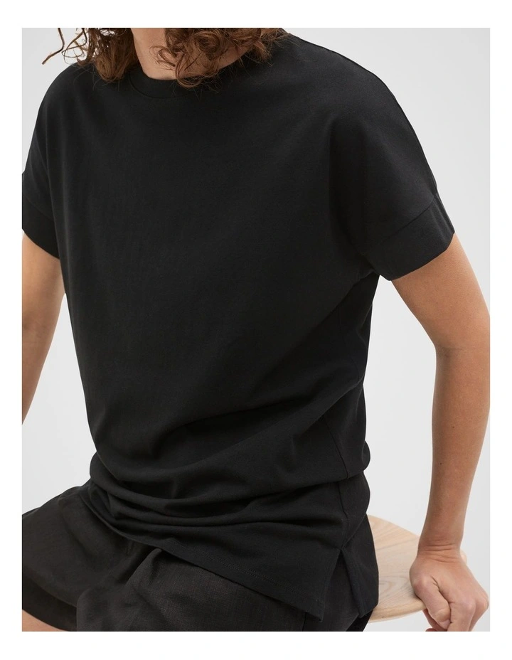 Core Longline Tee in Black image 4