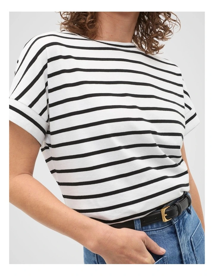 Core Longline Tee in Mono Stripe image 4