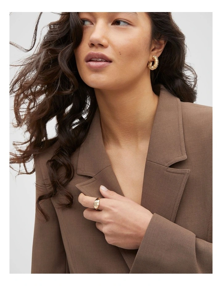 Signet Ring in Gold image 2