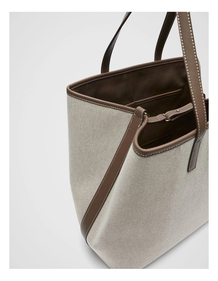 Large Textured Tote in Affogato image 4