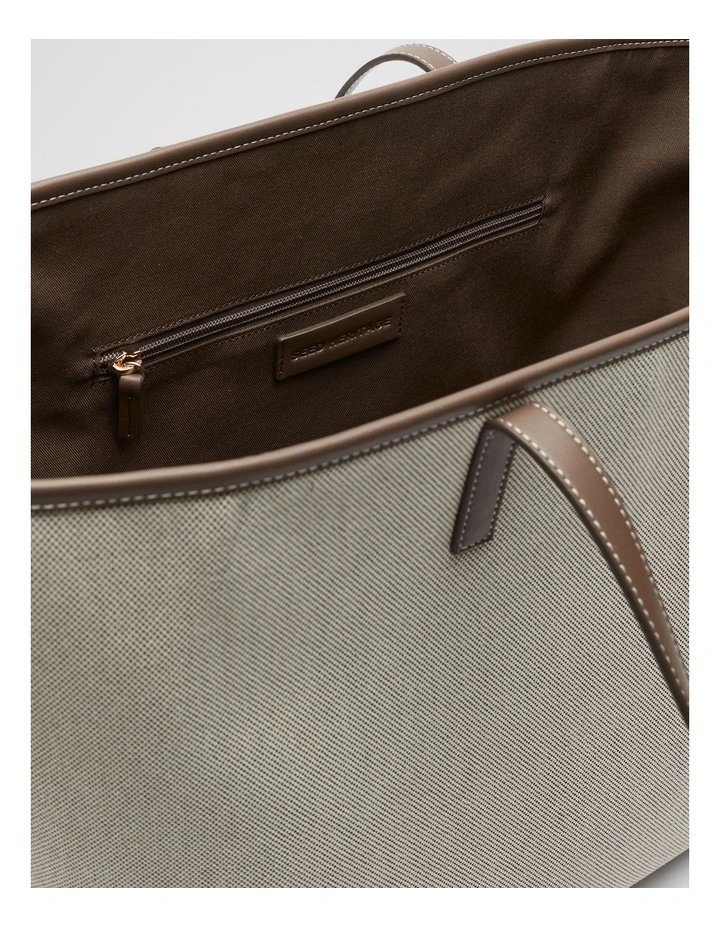 Large Textured Tote in Affogato image 5