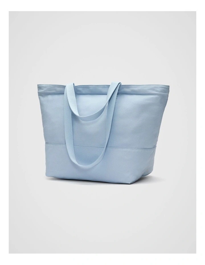 Overnight Bag in Frost Blue image 3