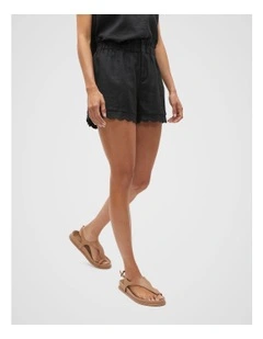 Scallop Hem Paperbag Short in Black
