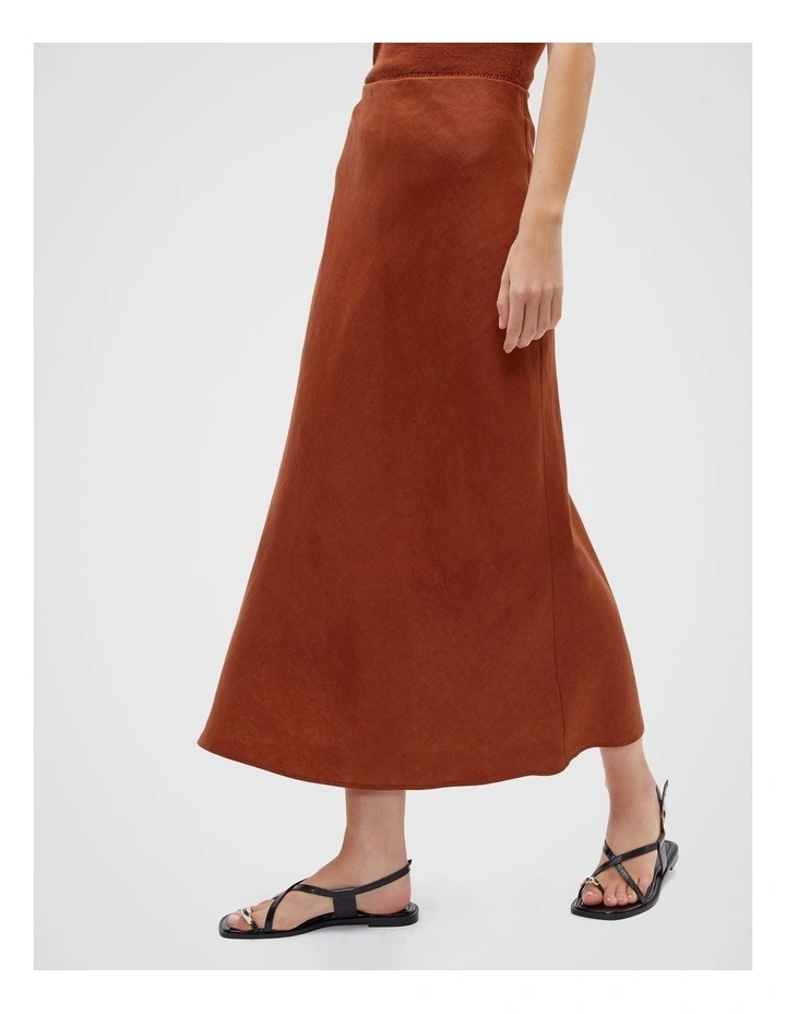 Core Linen Skirt in Brown image 3