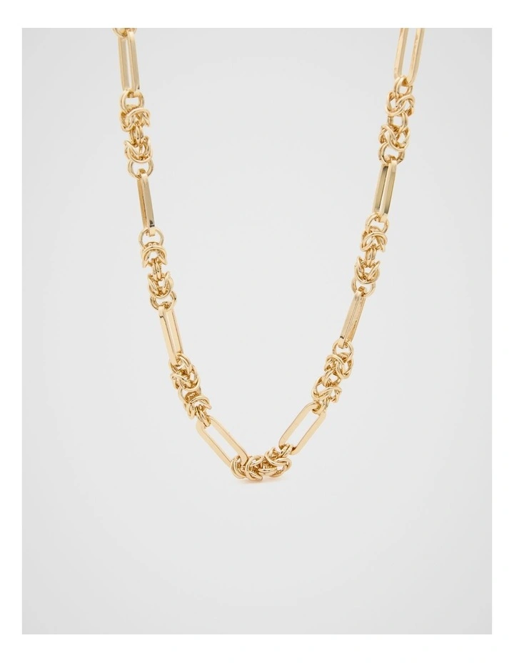 Links Chain Necklace in Gold image 1