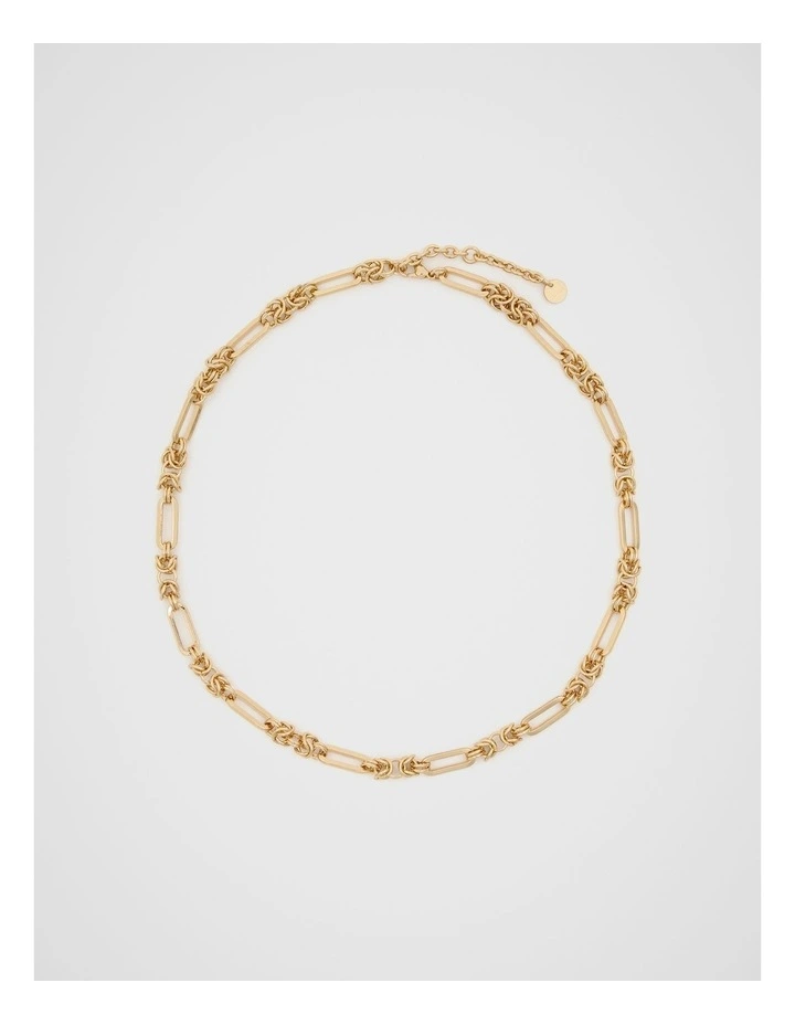 Links Chain Necklace in Gold image 3