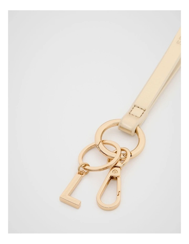 Wrist Letter Strap L in Gold image 2
