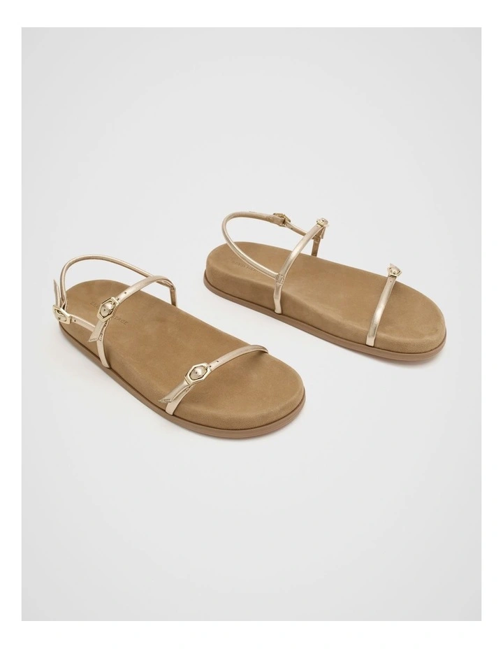 Scarlet Sandal in Pale Gold image 3