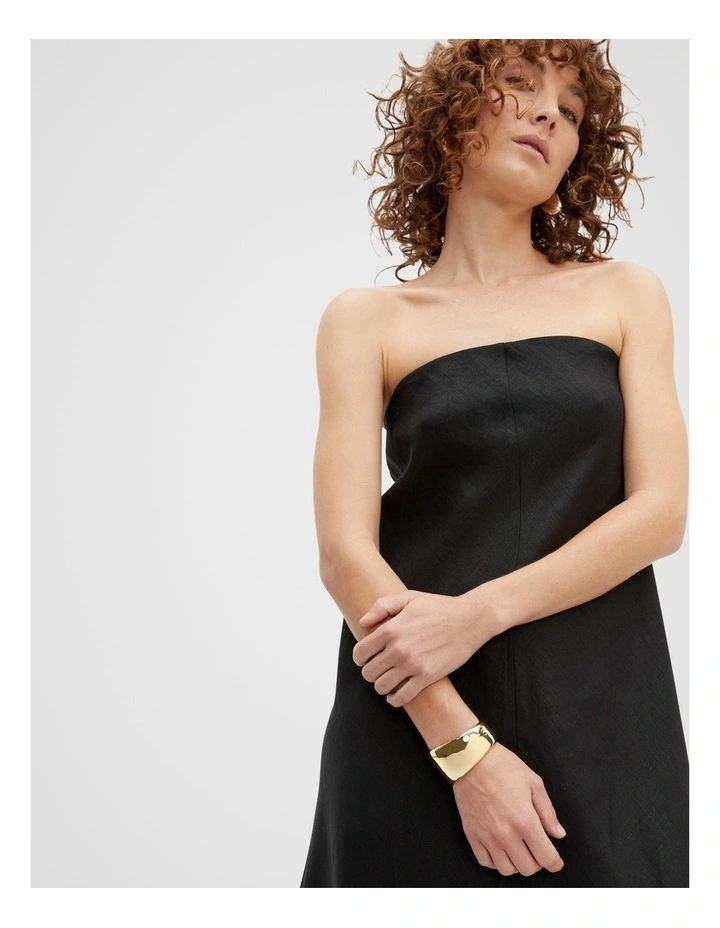 Angular Cuff in Gold image 2