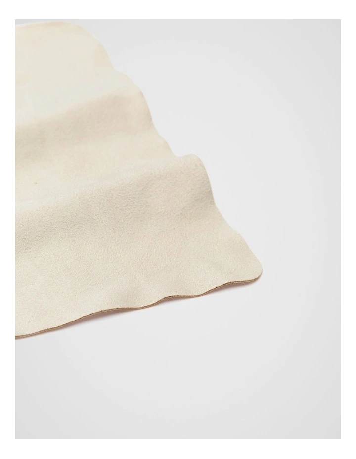 Polishing Cloth in Stone image 2