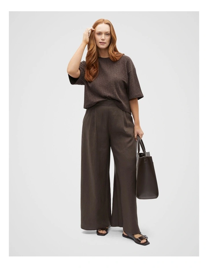 Textured Rib Boxy Tee in Dark Espresso Twist image 6