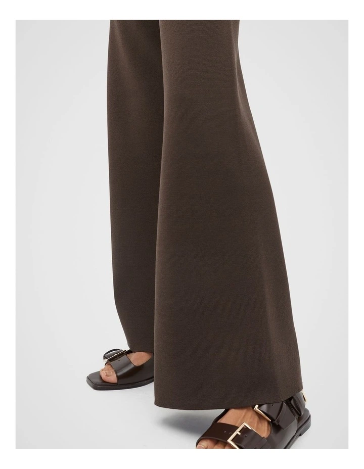 Crepe Knit Wide Leg Pant in Dark Espresso image 7