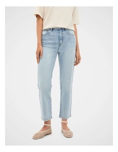 Core Straight Leg Stretch Jean in Mid Blue Wash