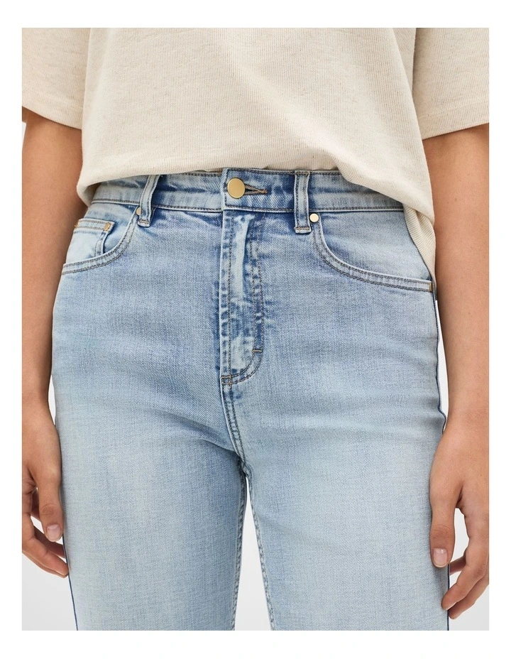 Core Straight Leg Stretch Jean in Mid Blue Wash image 2