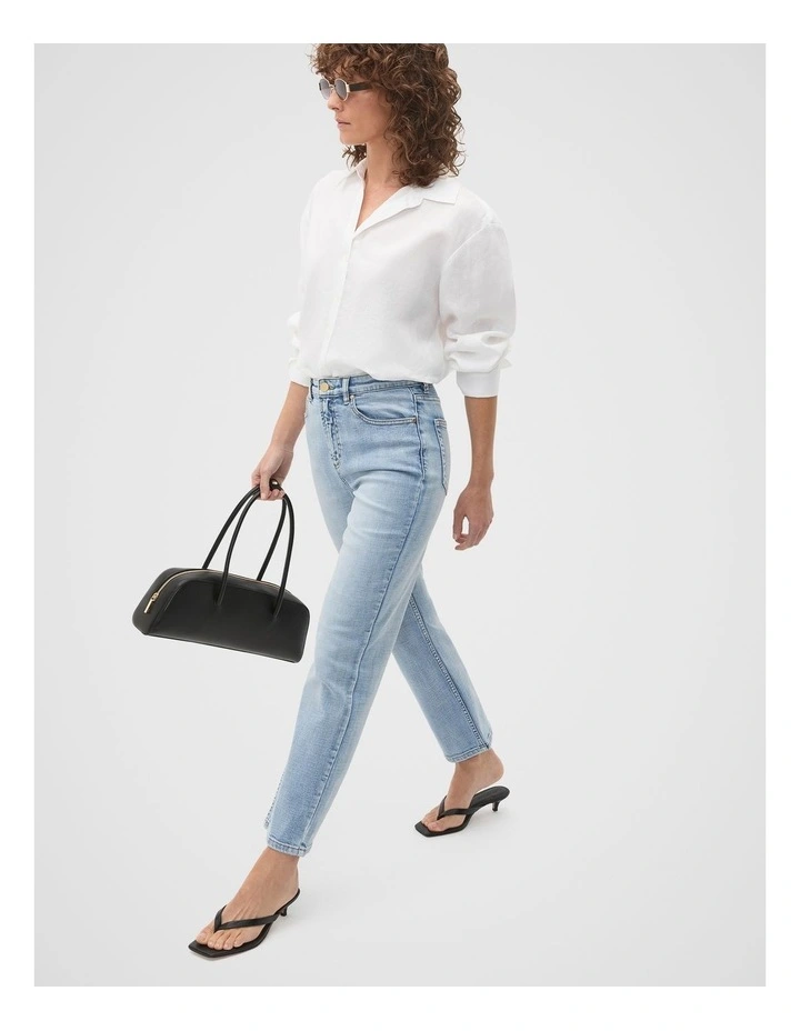 Core Straight Leg Stretch Jean in Mid Blue Wash image 3