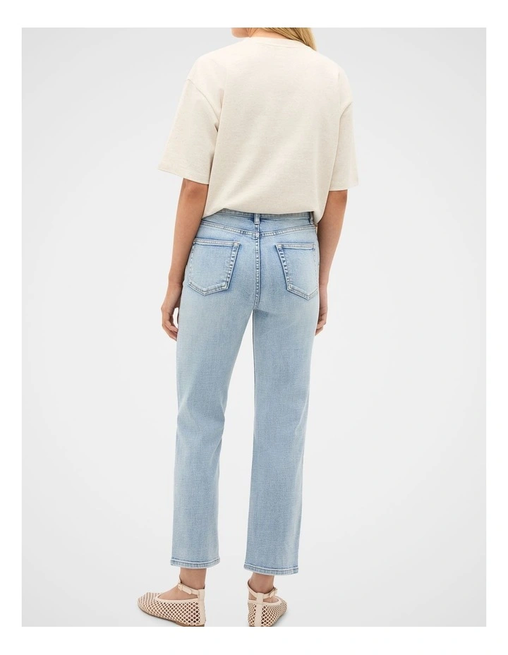 Core Straight Leg Stretch Jean in Mid Blue Wash image 3