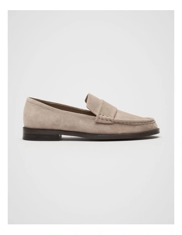 Kyla Loafer in Brown