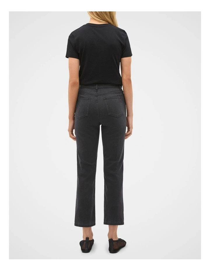 Core Straight Leg Stretch Jeans in Washed Black image 4