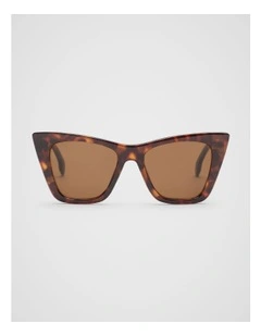 Paola Designer Catseye Sunglasses in Dark Tort